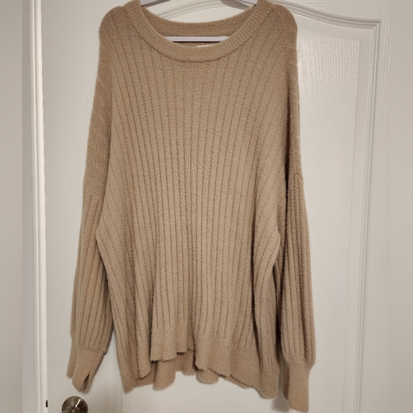 Aerie Buttercream Sweater - Picture 1 of 1